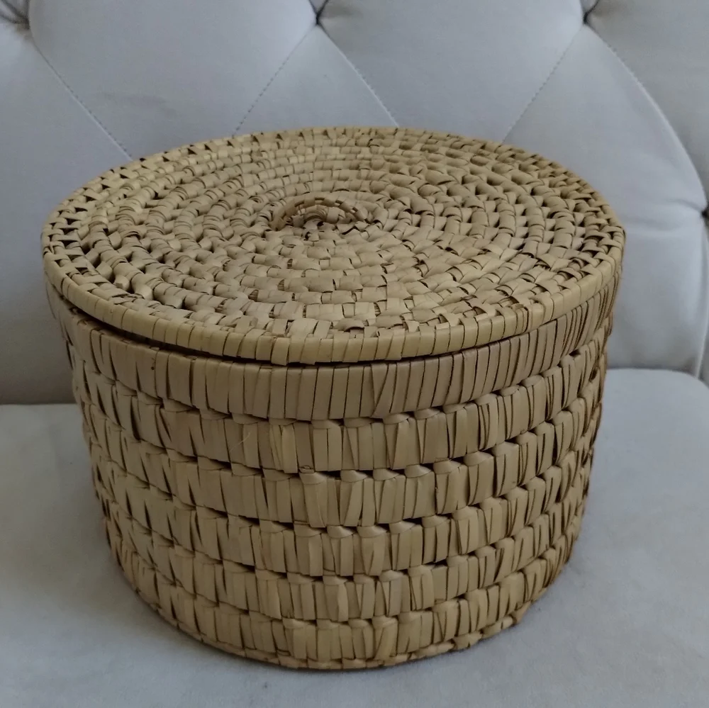 N/A fabulous lidded